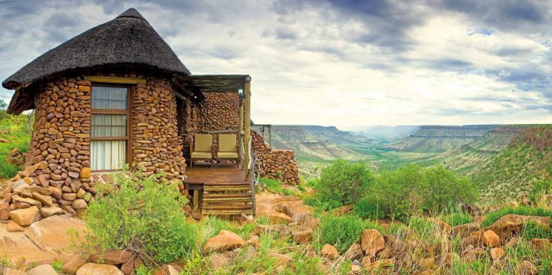 Namibia, Kamanjab, Grootberg Lodge, Steinbungalow