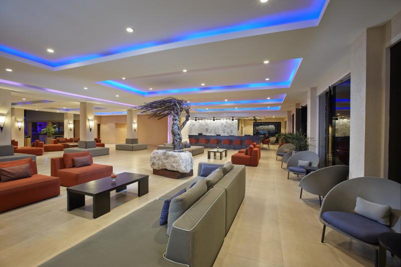Karibik, Aruba, Oranjestad, Tamarijn Aruba All Inclusive, Lobby