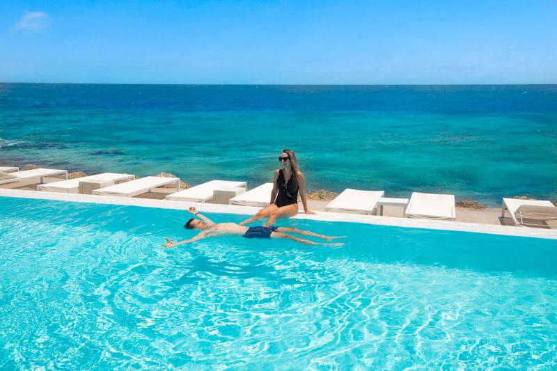 Karibik, Curacao, Jan Thiel Bucht, Papagayo Beach Hotel, Pool