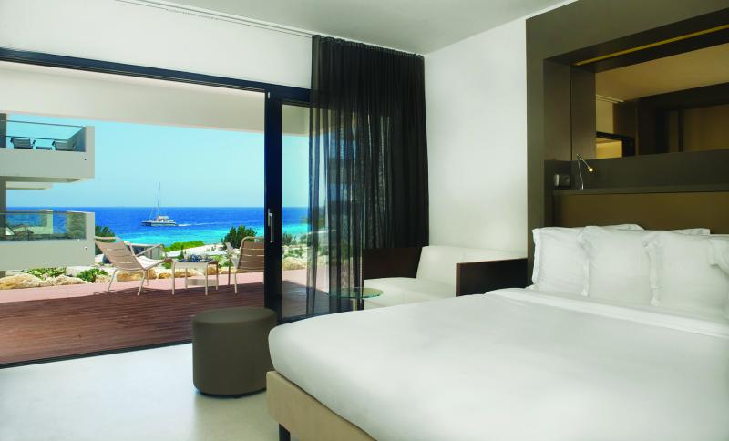 Karibik, Curacao, Jan Thiel Bucht, Papagayo Beach Hotel, Zimmerbeispiel Ocean Front View