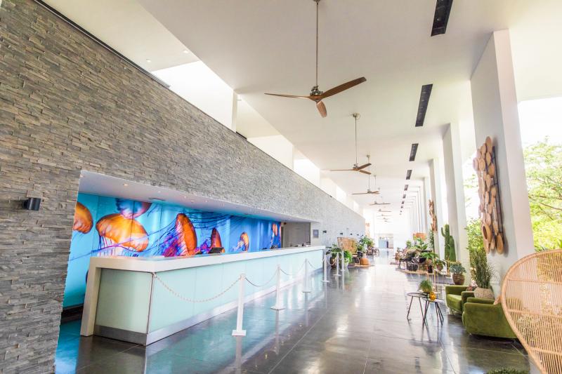 Karibik, Curacao, Jan Thiel Bucht, Papagayo Beach Hotel, Lobby