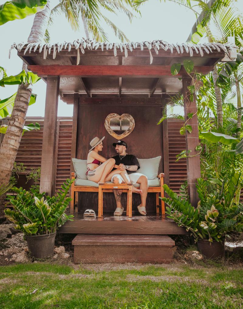 Karibik, Aruba, Manchebo Beach Resort, Zimmerbeispiel Deluxe Garden View Room