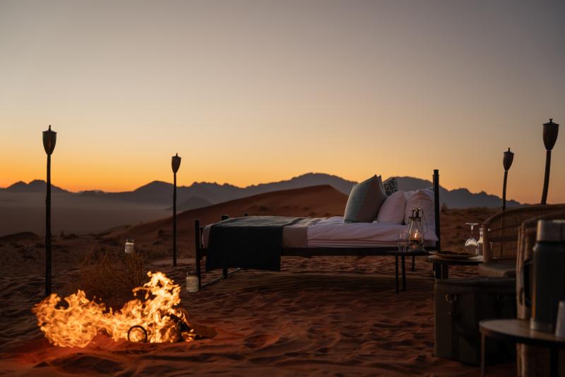 Namibia, NamibRand Reserve, Plains Camp, Star Bed