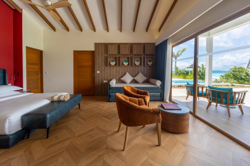 Malediven,Joy Island Maledives Beach Beach Suite interior