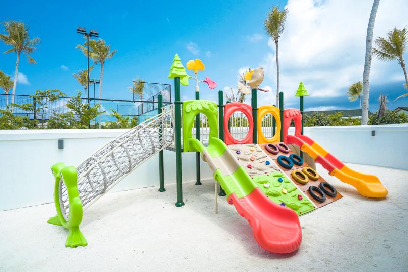 Malediven, Joy Island Maledives Kiddie Cove