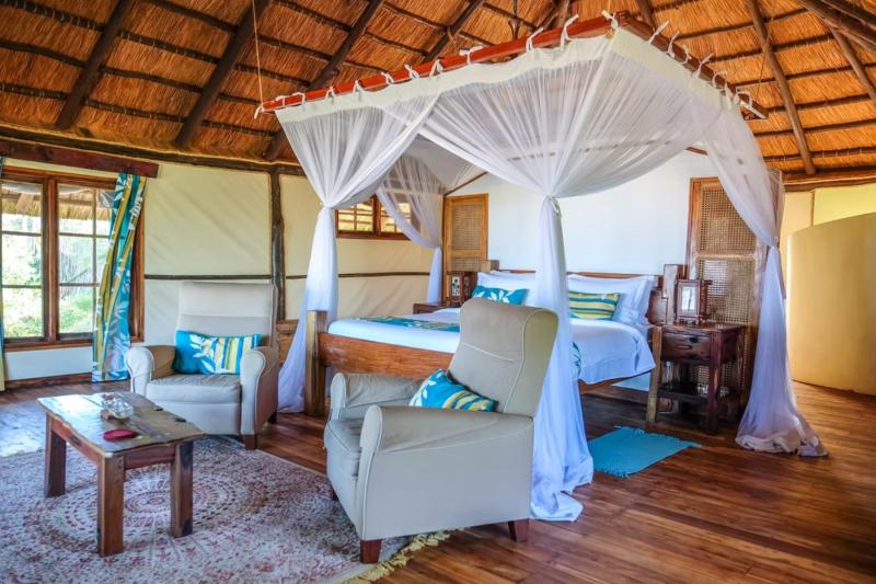 Tansania, Sansibar, Saadani Safari Lodge, Zimmerbeispiel