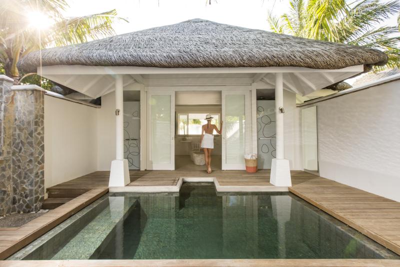 Malediven, South Ari Atoll, LUX South Ari Atoll, Zimmerbeispiel Beach Pool Villa