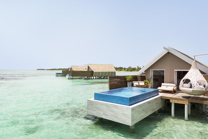 Malediven, South Ari Atoll, LUX South Ari Atoll, Zimmerbeispiel Pool Water Villa
