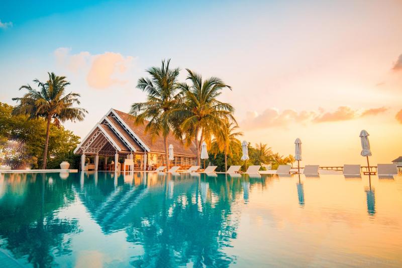 Malediven, South Ari Atoll, LUX South Ari Atoll, Pool