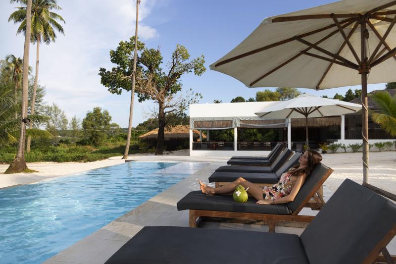 Kambodscha, Koh Rong, Anaya Koh Rong, Aktivitäten, Pool