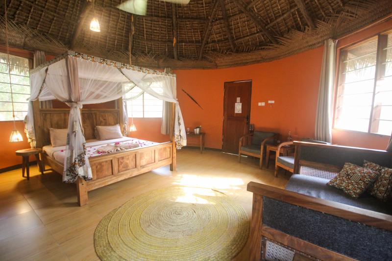 Tansania, Selous Nationalpark, Africa Safari Selous Lodge, Banda Bungalow