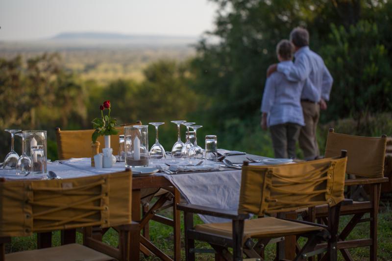Tansania, Serengeti Nationalpark, Elewana Serengeti Pioneer Camp, Romantic Dinner