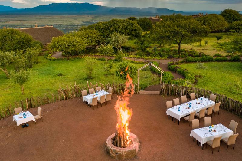 Tansania, Lake Manyara, Lake Manyara Kilimamoja Lodge, Feuerstelle